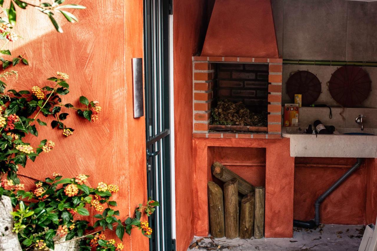 Отель Casa Flamingo Фош-ду-Арелью Экстерьер фото