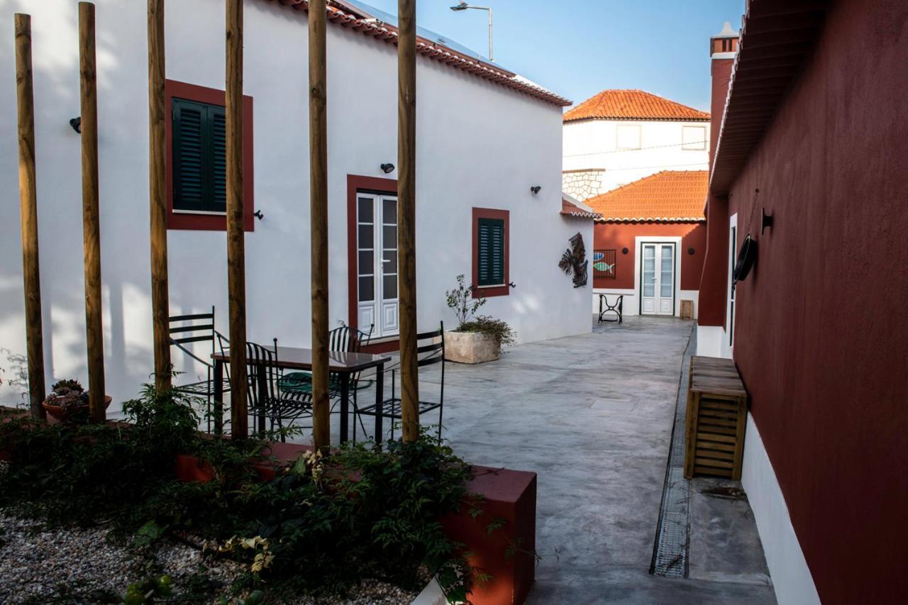 Отель Casa Flamingo Фош-ду-Арелью Экстерьер фото